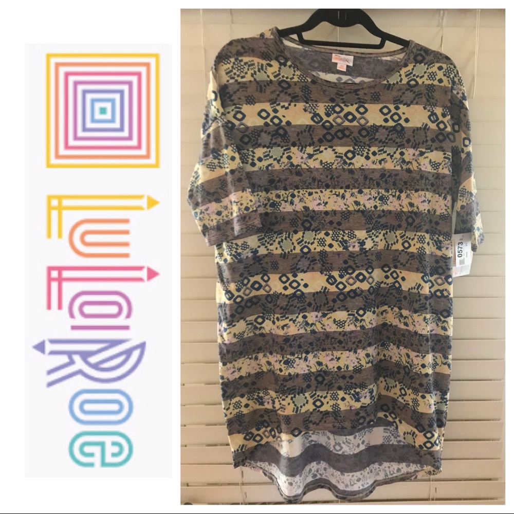 LuLaRoe NWT Irma Hi-Low Tee Size XS